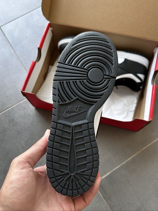 ОРИГІНАЛ Жіночі кросівки Nike Dunk Low Retro Panda