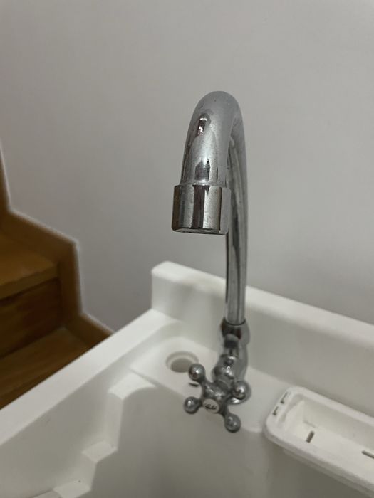 Tanque resina com torneira-NOVO