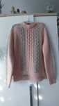 Gruby sweter z dziurami papaya S