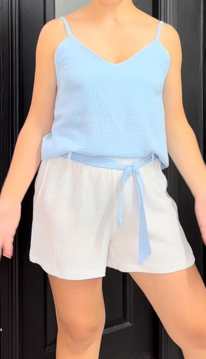 Мусліновий костюм жіночий