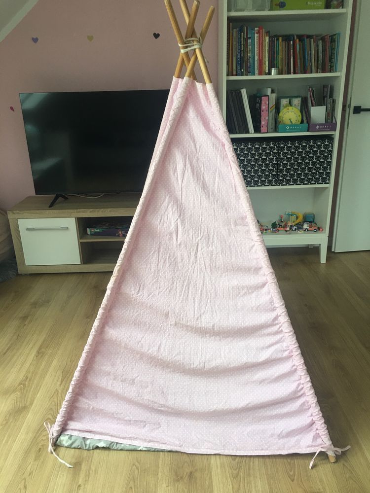 Namiot tipi dla dziewczynki