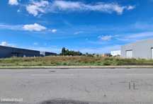 Expansão Garantida: Terreno Industrial Premium em Ovar
