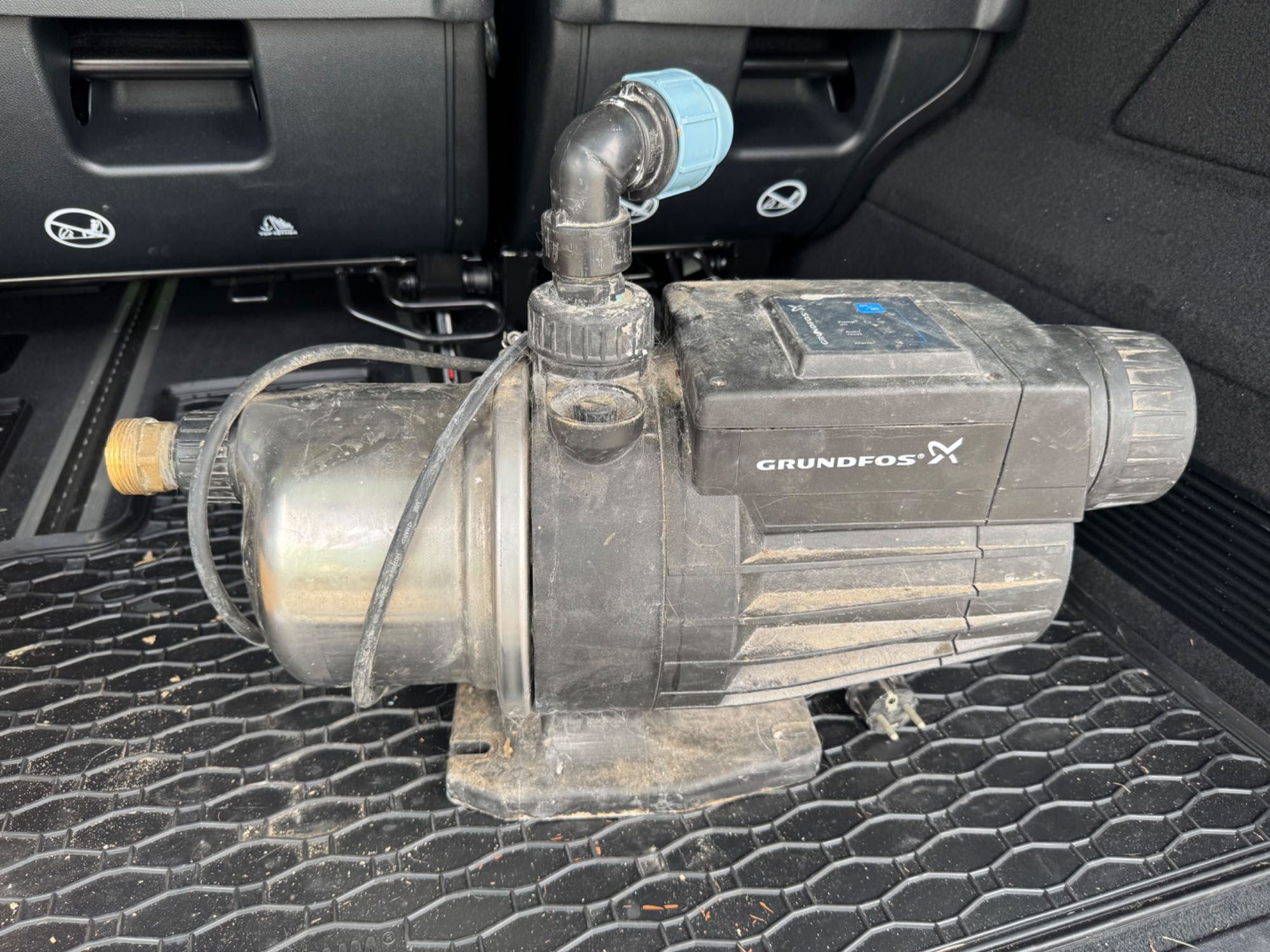 Pompa podwyższająca ciśnienie Grundfos MQ3-35B