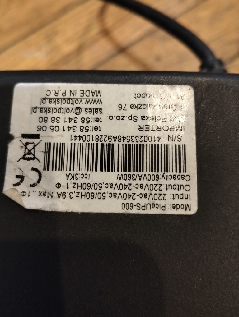 PicoUps 600va, volt