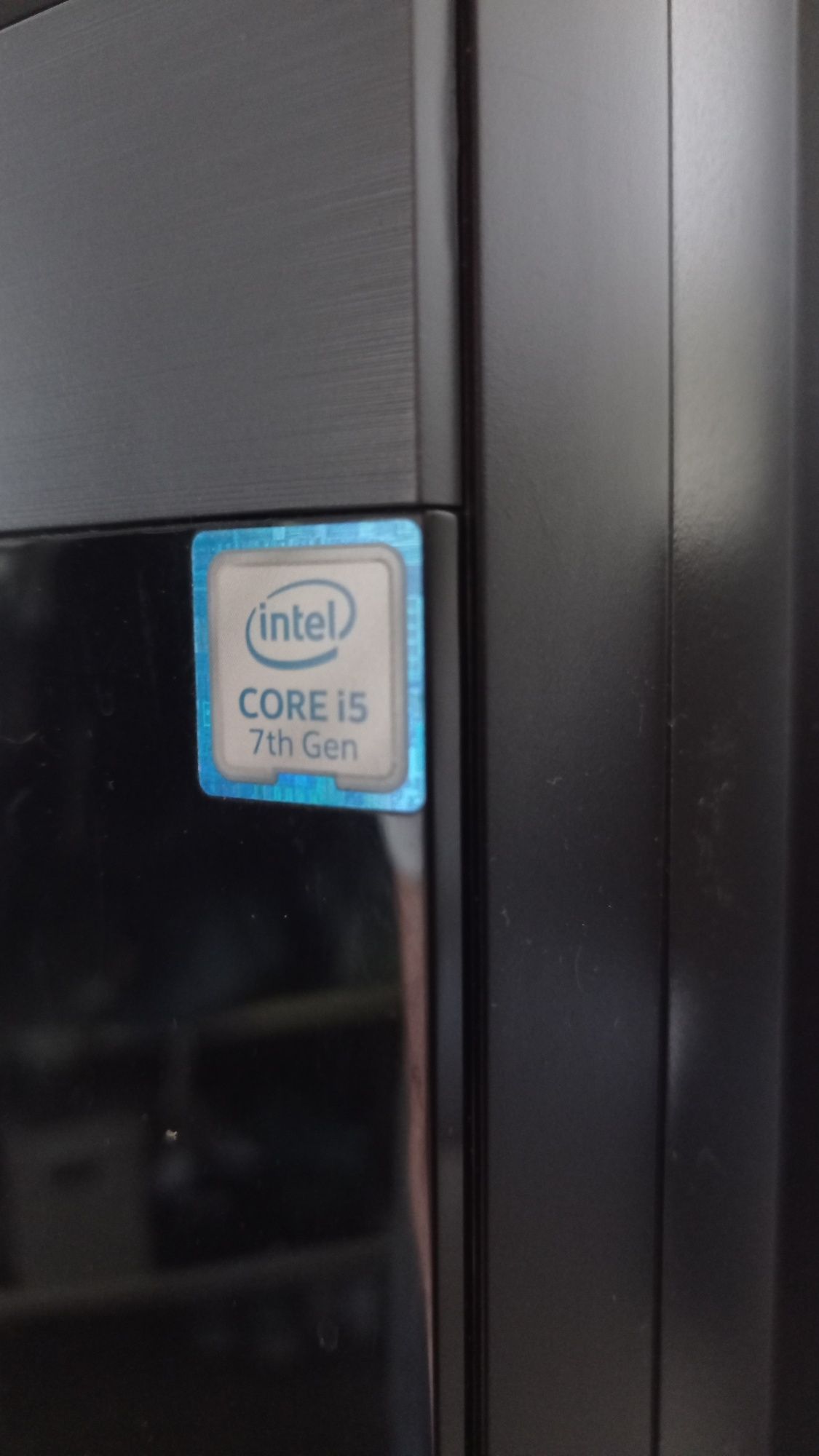 Komputer stacjonarny MSI NVIDIA GeForce Intel Core i5 16GB ram
