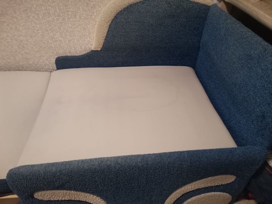 Диван дитячий машинка