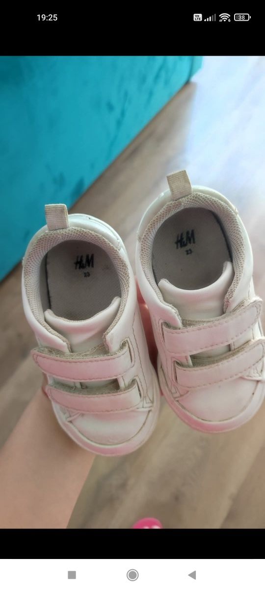 Buty na rzep H&M 23