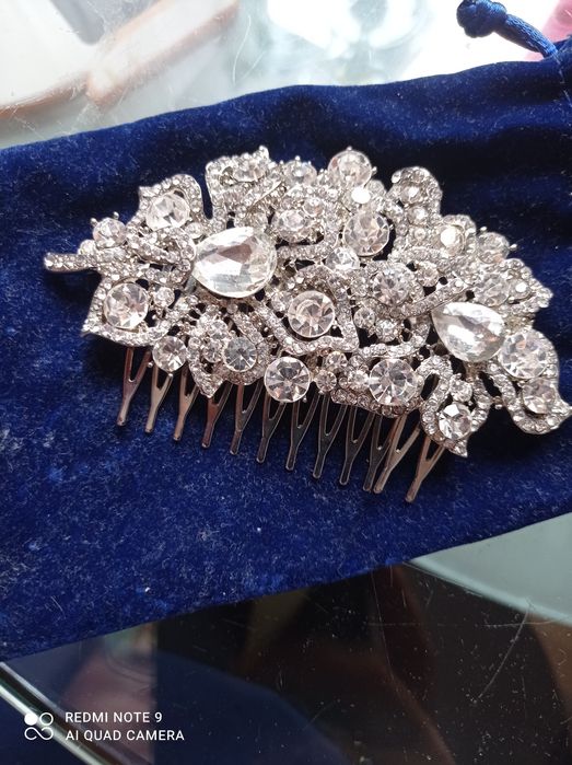 Ślubna ozdoba do włosów