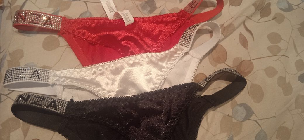 Stringi damskie z kryształkami zestaw S