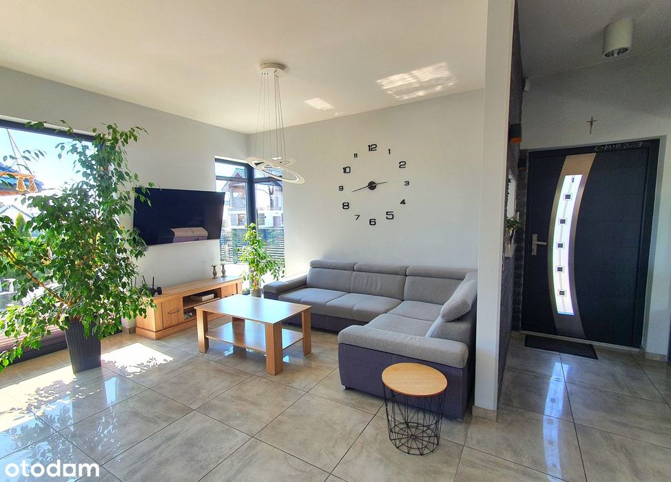 Dom rodzinny 246 m² z ogrodem (2019) – gotowy do zamieszkania