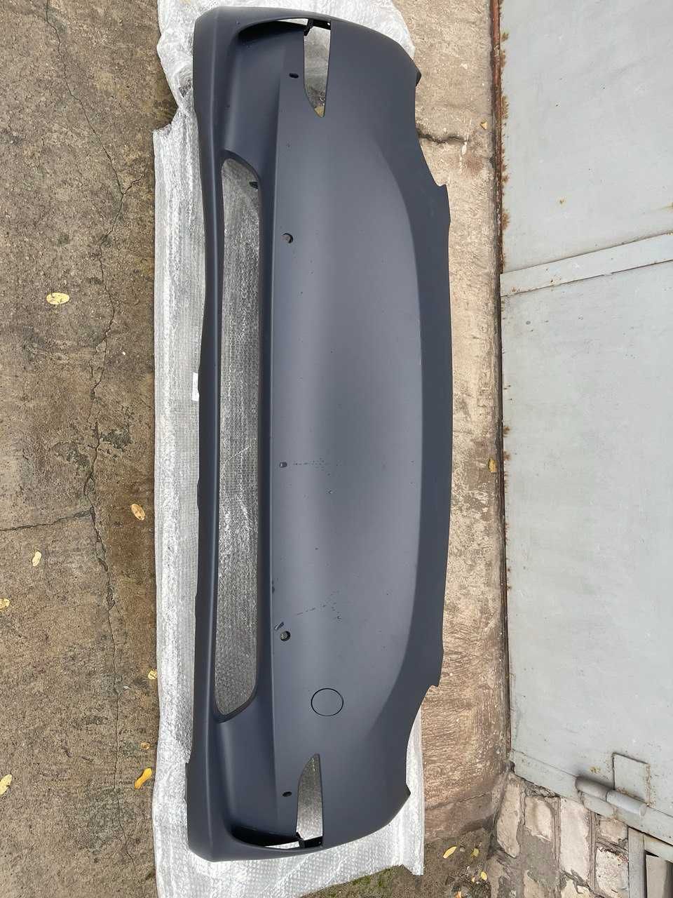 Передній бампер Tesla Model 3 (1084168-SO-5-E)