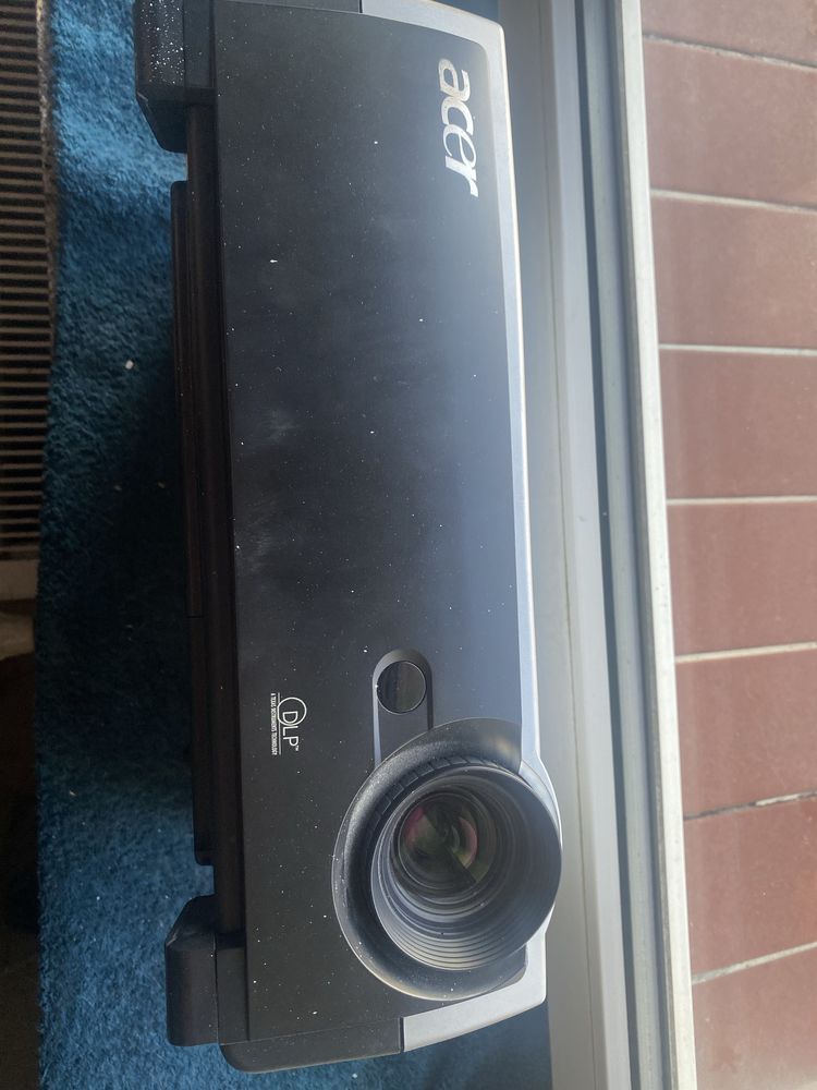 xenonowy projektor acer pd725p