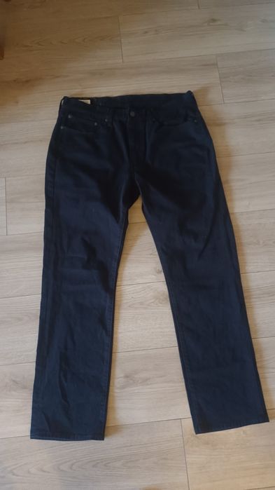 Nowe spodnie Levi's
