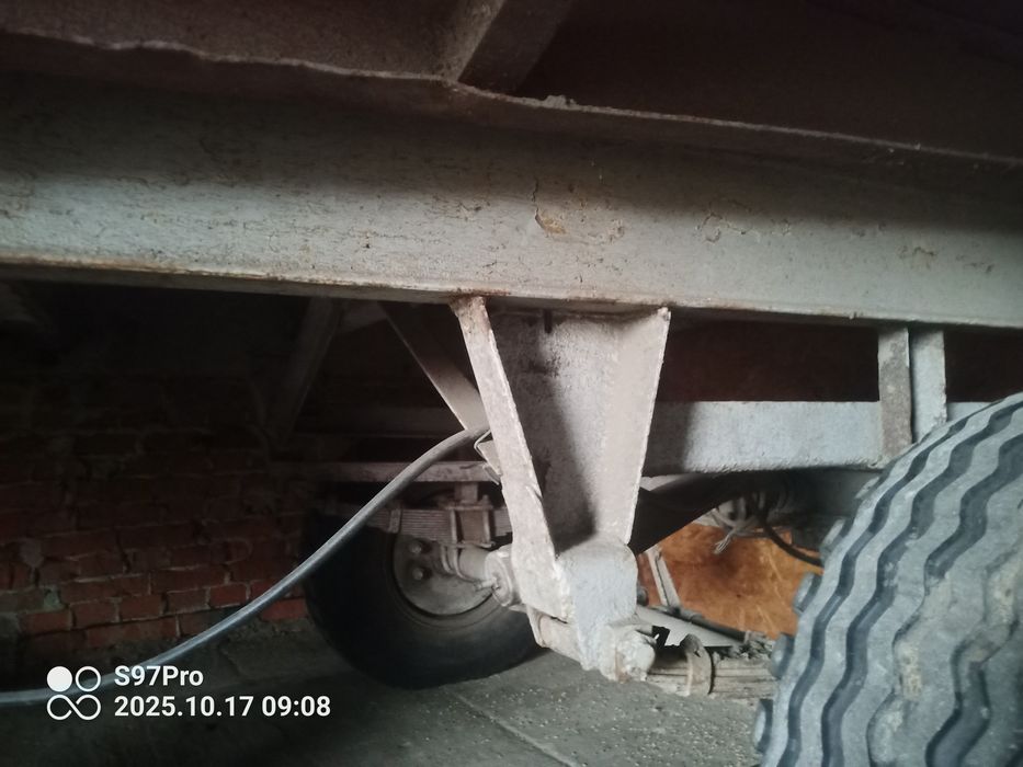 Przyczepa d 47 wywrotka