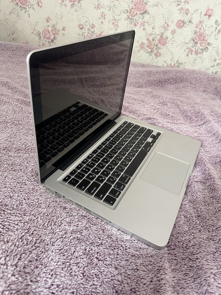 Apple macbook pro 13