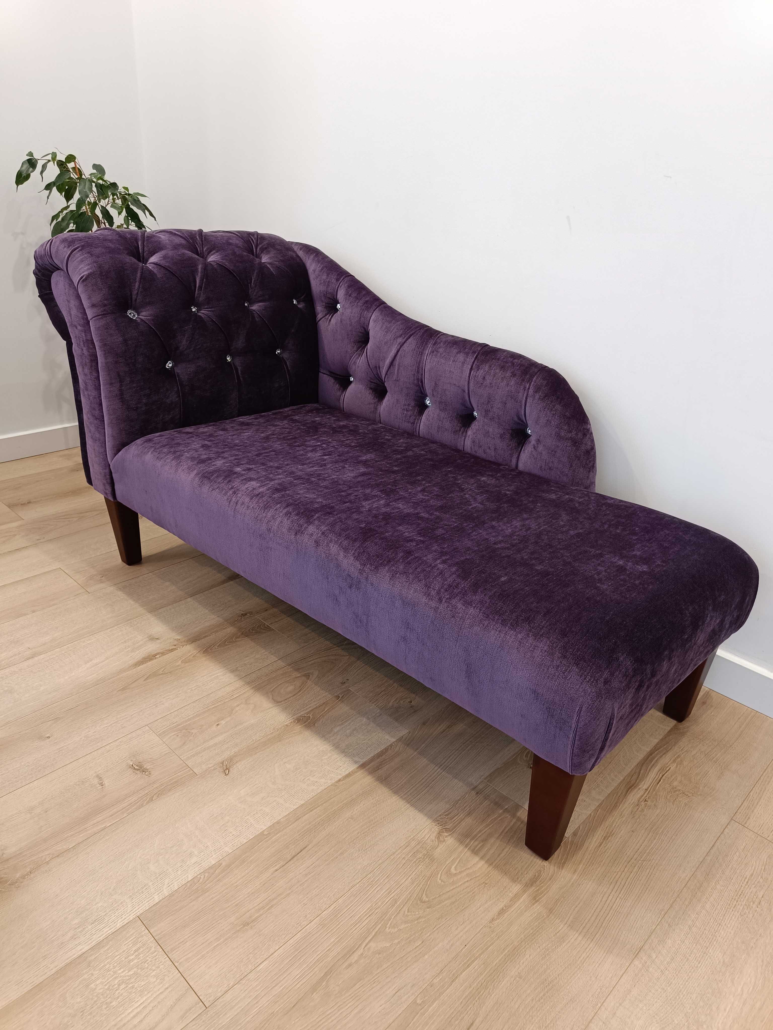 Szezlong Chesterfield z diamentami