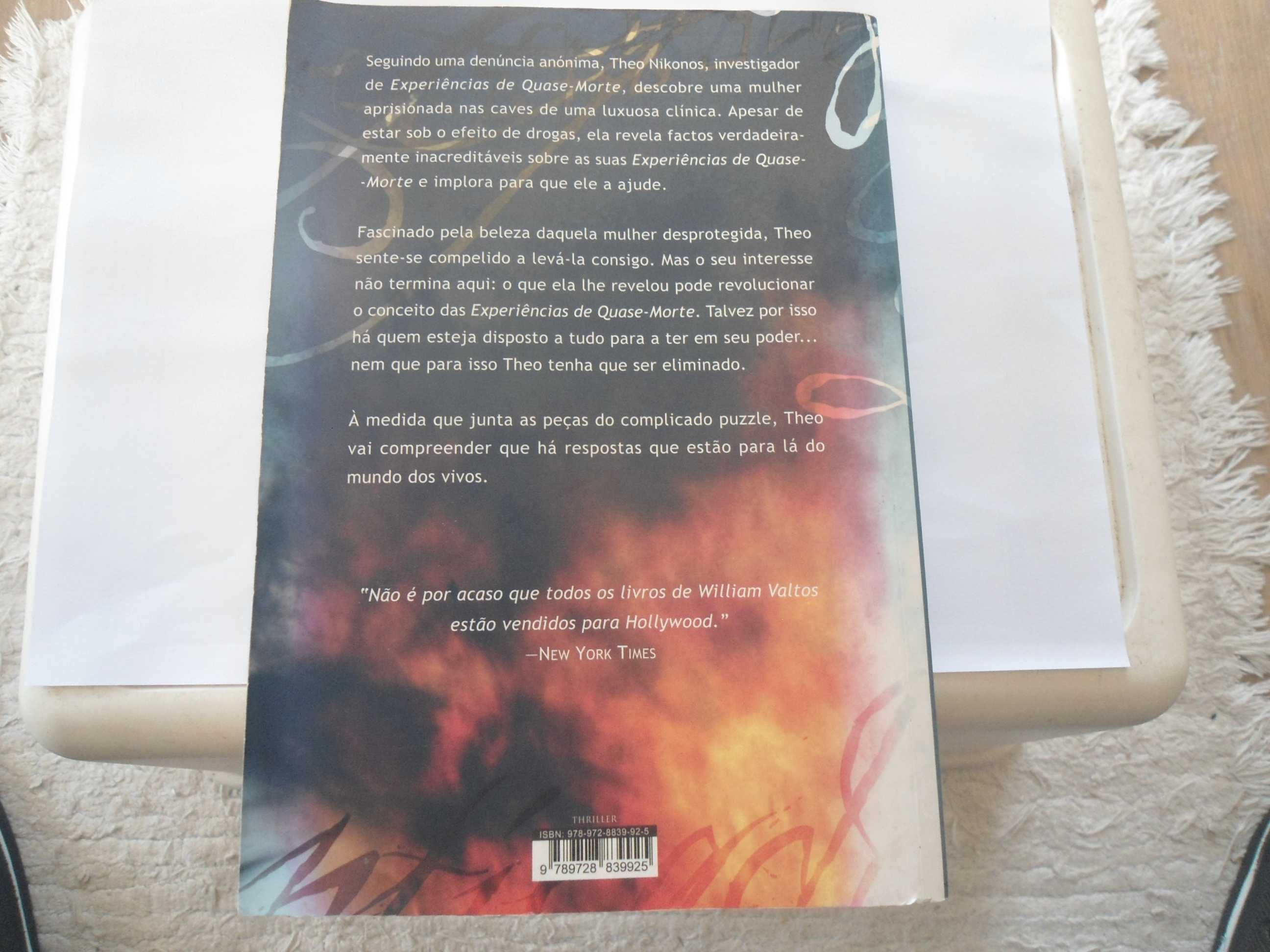O Autenticador por William M. Valtos