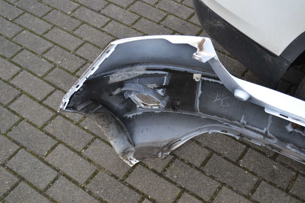 Ford Fiesta Mk8 zderzak tył tylny tyl fiesta mk8