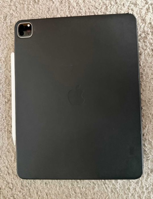 iPad Pro (12,9") 4ª Geração 256GB WiFi  + capa + pencil