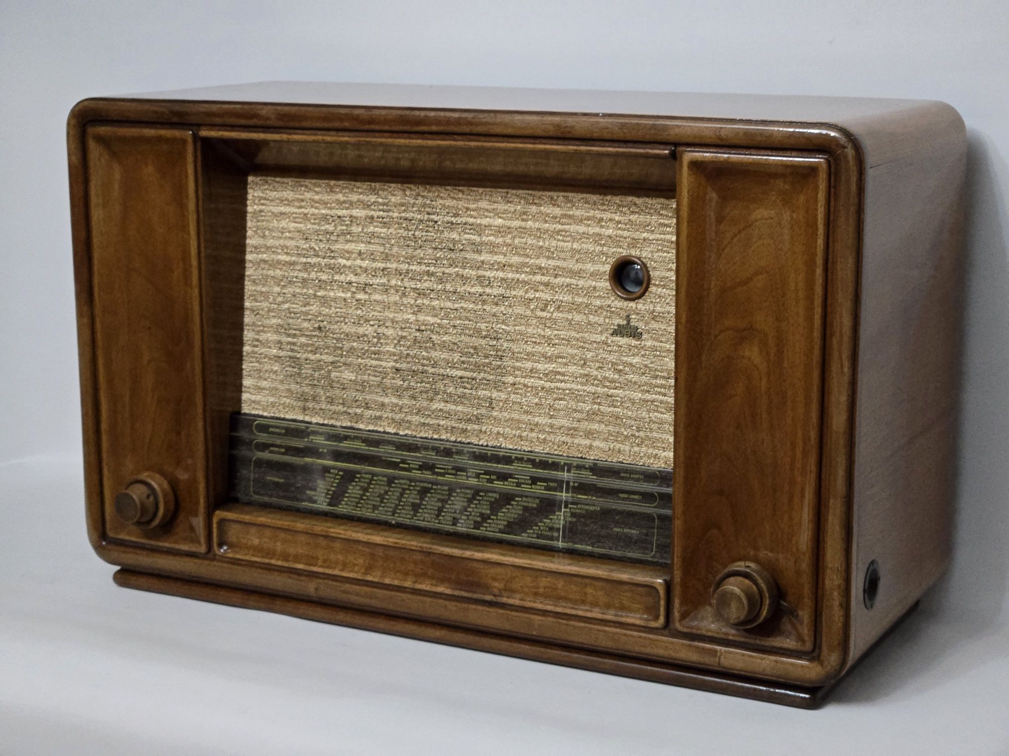 Rádio antigo reparado Siemens Albis
