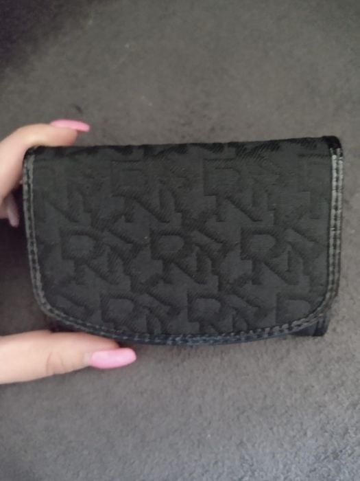 Portfel czarny DKNY