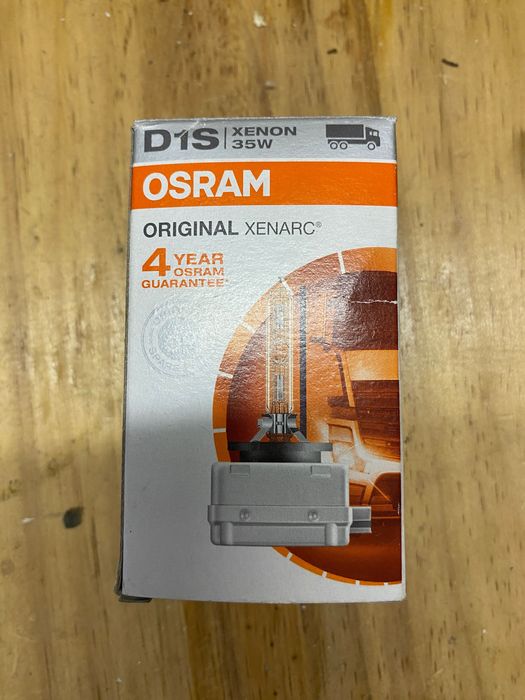 Żarówka xenon 35v nowa