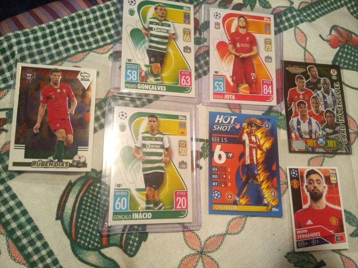 Cromos e cards variados