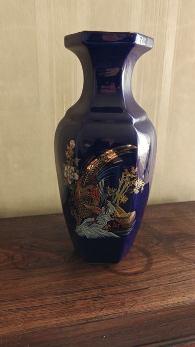 Vaso Oriental Vintage em Cerâmica Azul com Pássaros Dourados