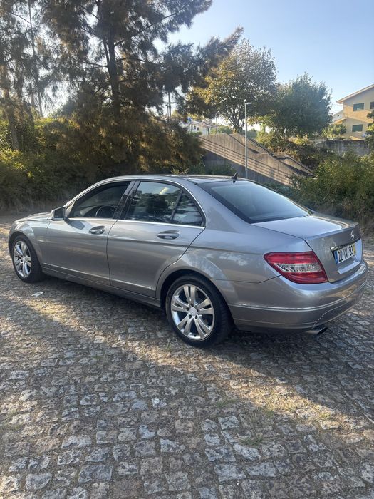 Mercedes - Benz C250 (RESERVADO)