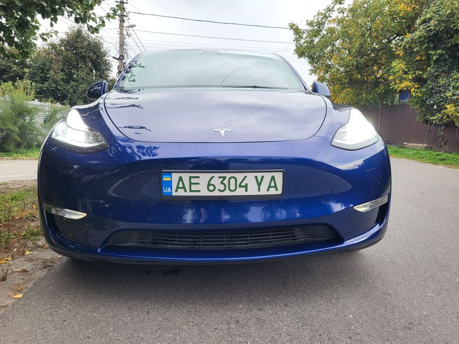 Продам Tesla model y 2022