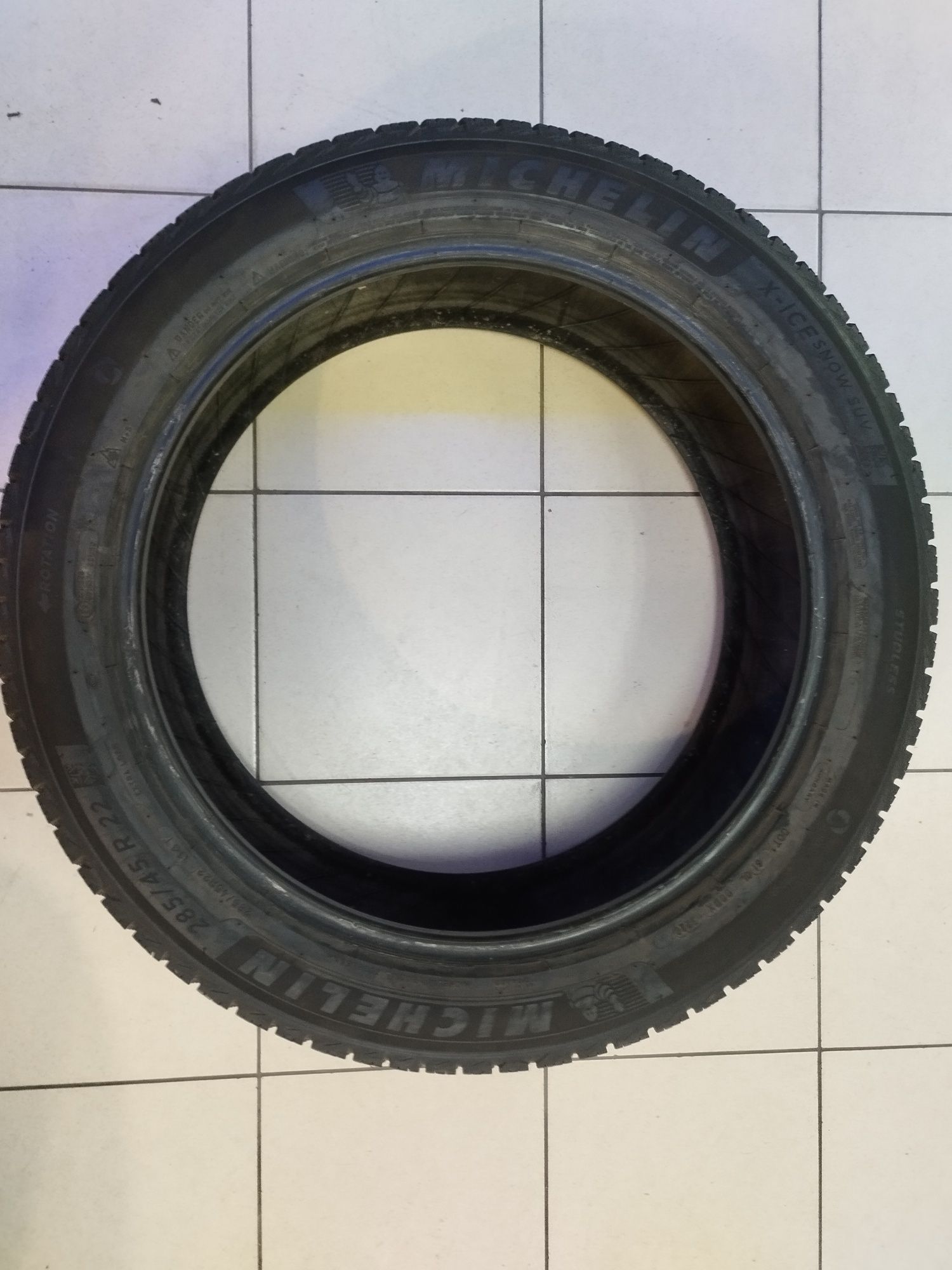 Продам Michelin X-ICE SNOW 285/45 R22 114T