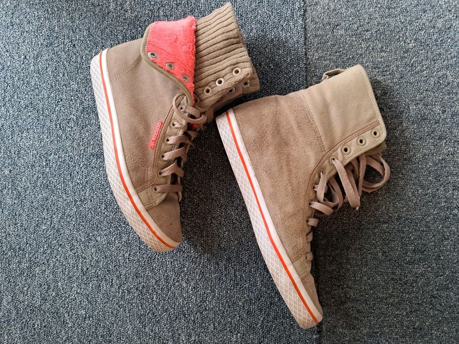 Buty damskie trampki wysokie