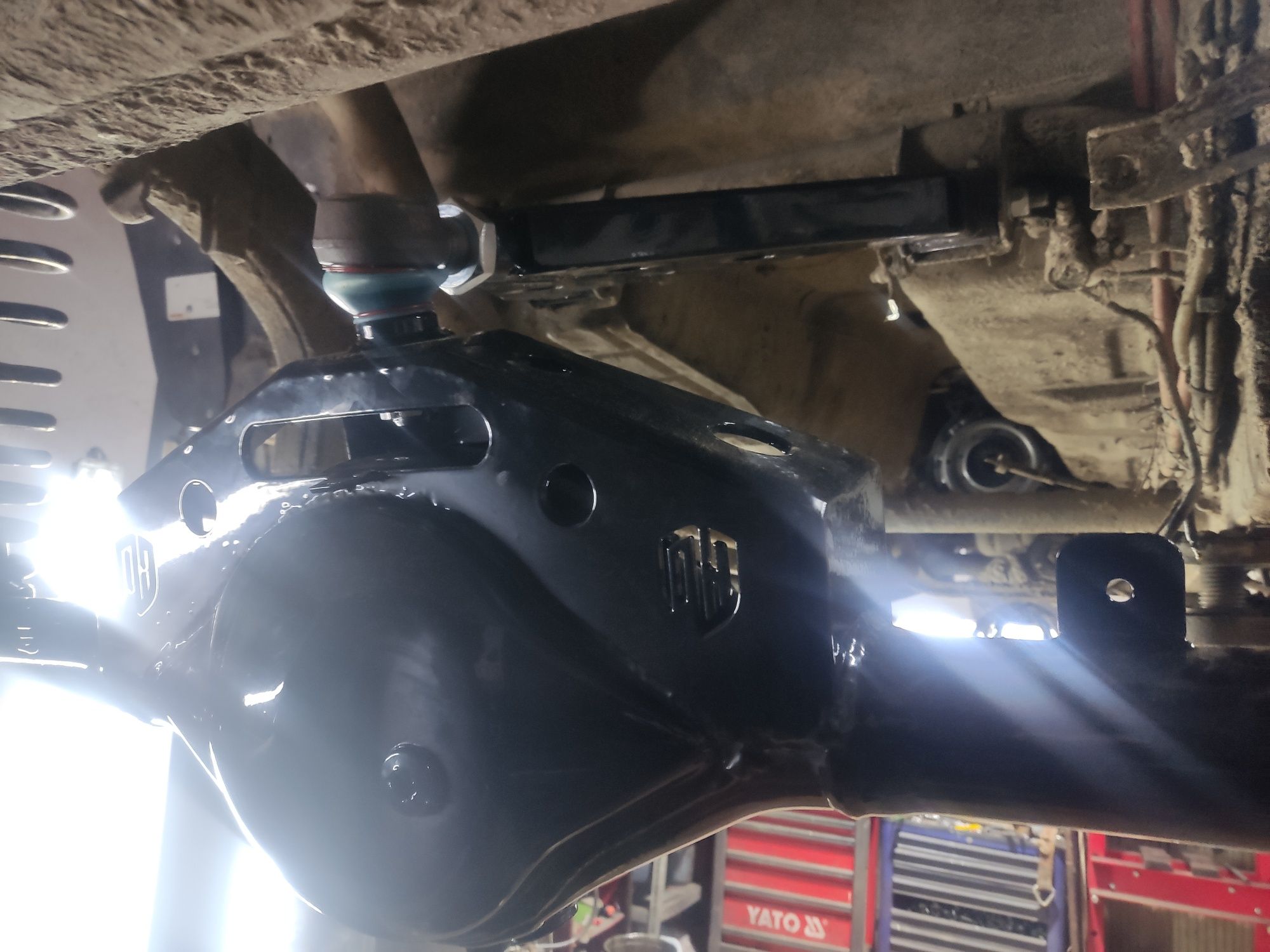 Sierżant full HD Suzuki Vitara most tył tuning