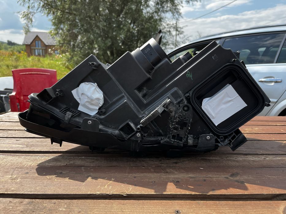 Фара Mercedes GLA W156 X156 bi-xenon original a1569061800