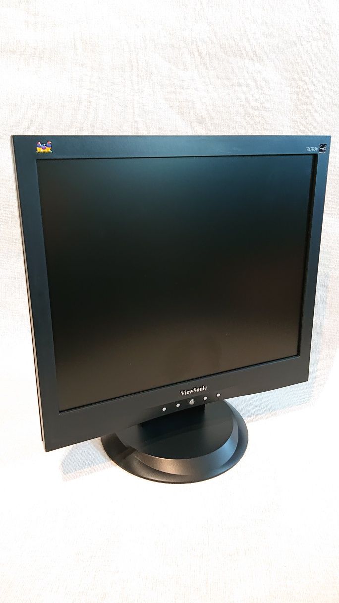 Монитор ViewSonic LCD 17 VA703B Черный