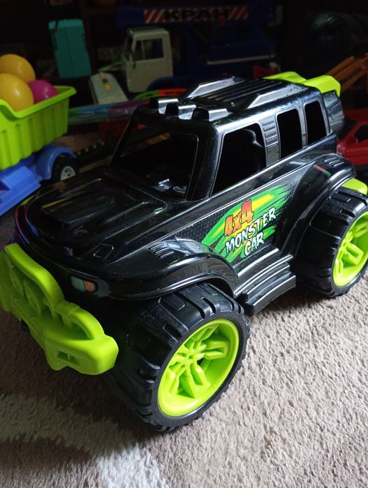 Детские игрушки машины