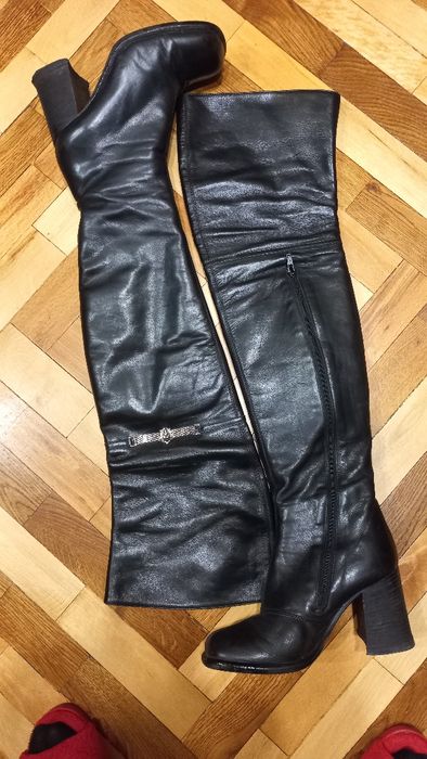 Сапоги женские высокие, производство Италия. Кожа натуральная