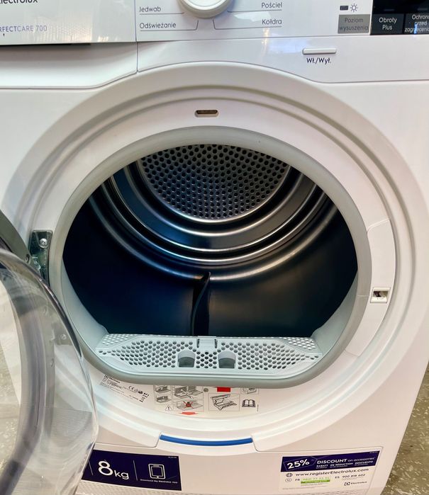 Сушильна машина Electrolux тепловий насос