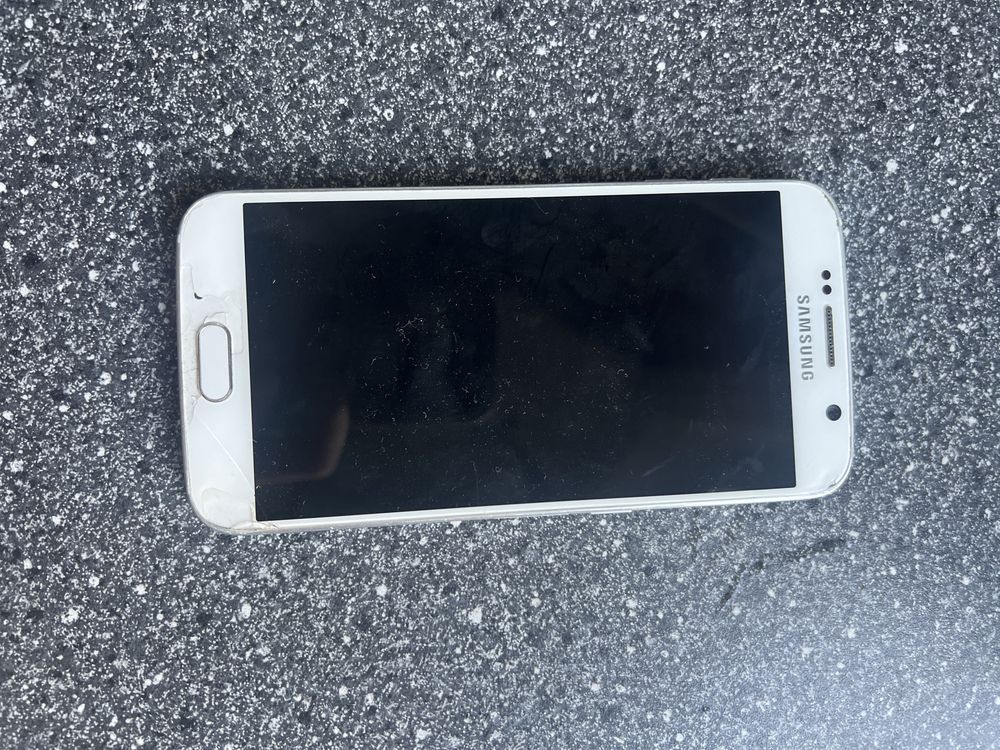 Samsung s6 uszkodzony