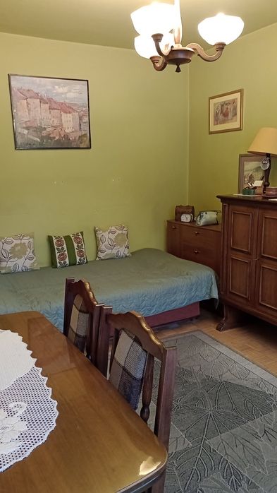 Oddam 1 wersalkę w stanie dobrym nadające się do ponownego użytku