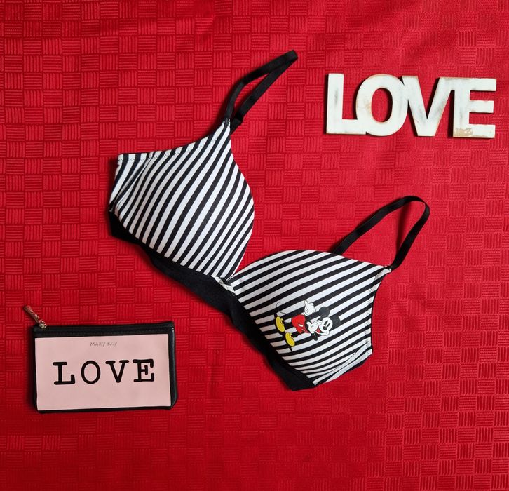 Бюст Disney Дісней розмір 75D бюстгальтер