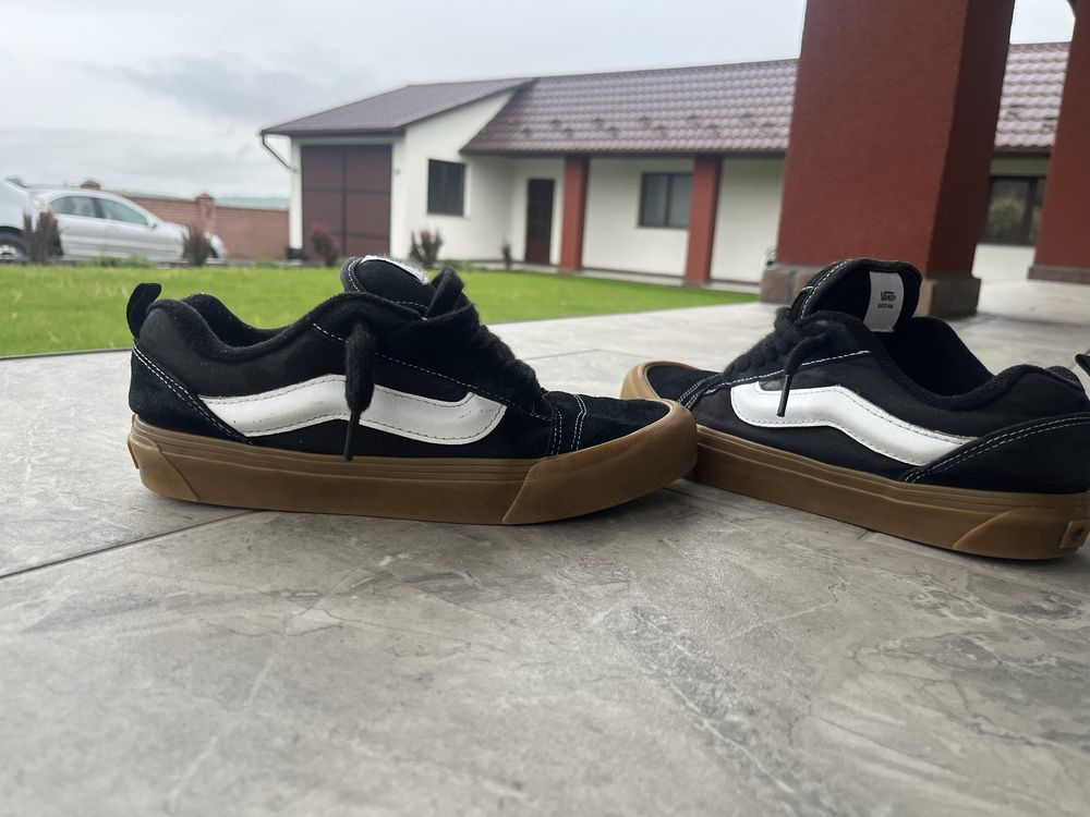 Кросівки Vans knu skool