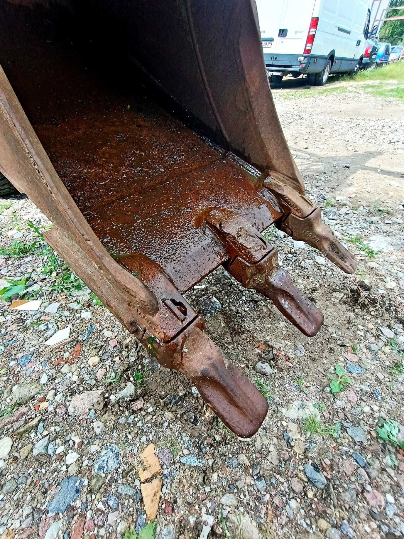 Łyżka do koparki marki Volvo ze złączem Volvo