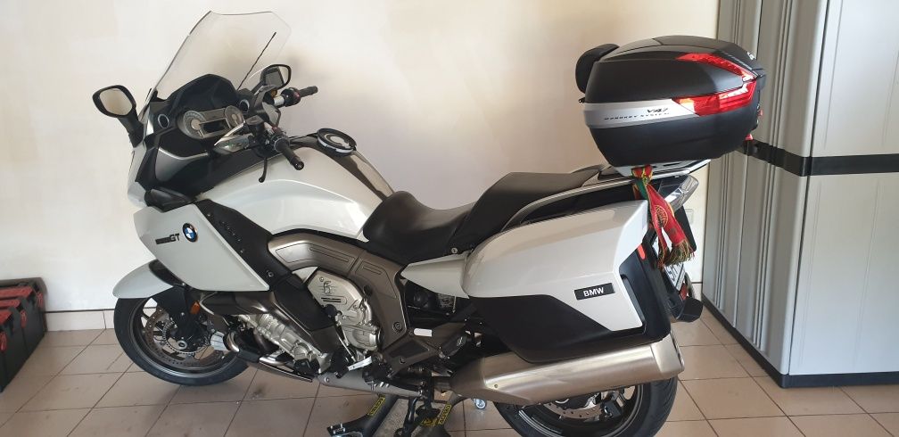 Moto BMW k1600 de 164 cavalos