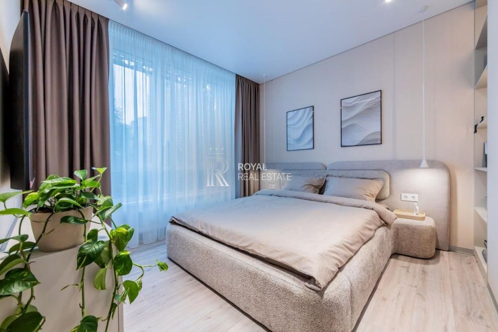 Продаж квартири Київ 2к 43м2 ЖК Новопечерська Вежа вул Михайла Бойчука