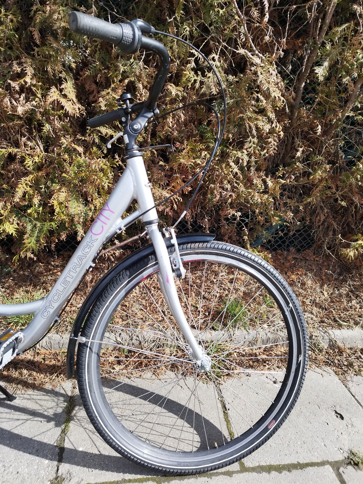 Dziewczęcy / Damski rower miejski Cycletrack City / 26' / Alu /Shimano