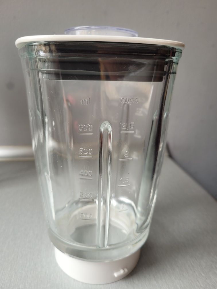VitaStyle Mixx2Go blender Bosch MMBM7G2M