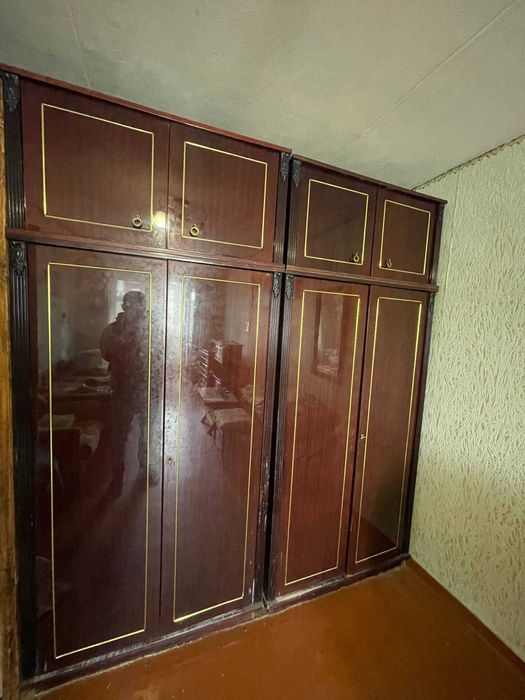 Набір меблів шафа 2 шт, комод, тумба приліжкова 2 шт, стіл письмовий