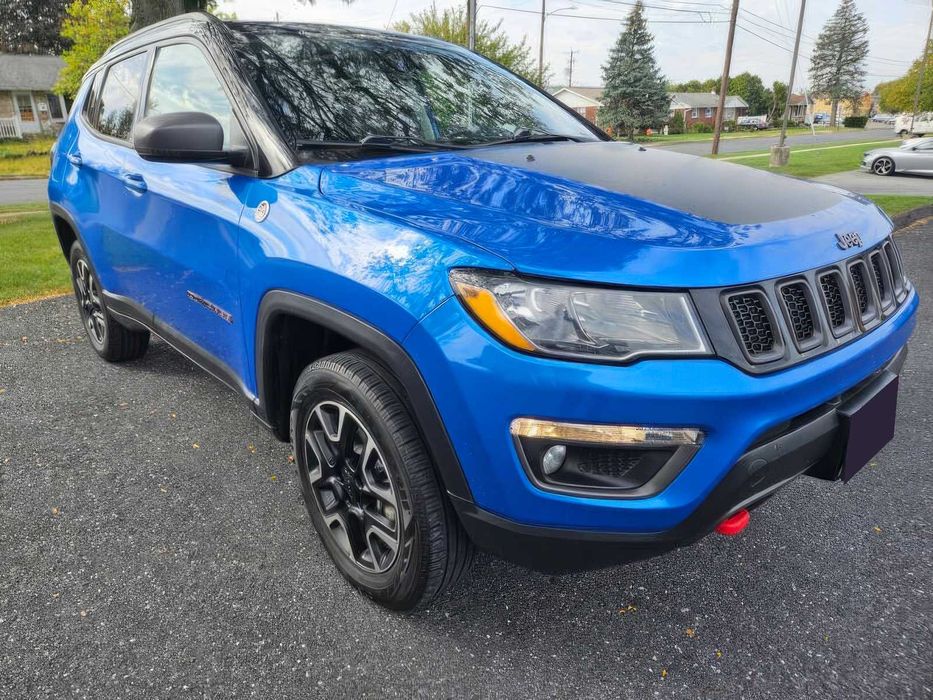 Jeep Compass Trailhawk      2021