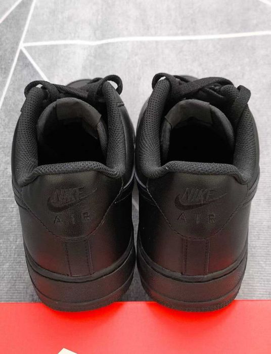 Buty meskie Trampk Nike Air Force 1 Low '07 Black R.42